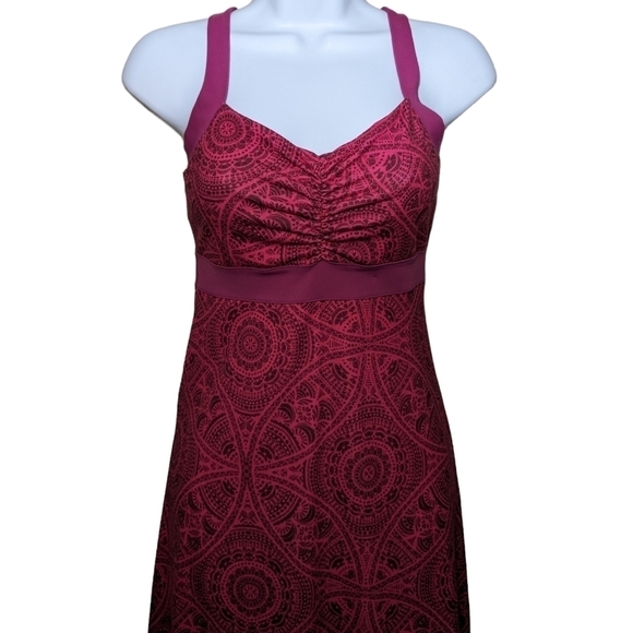 Prana Pink Maroon Mauve Purple Pattern Sporty Women's Small Dress Strap Short - Picture 2 of 11